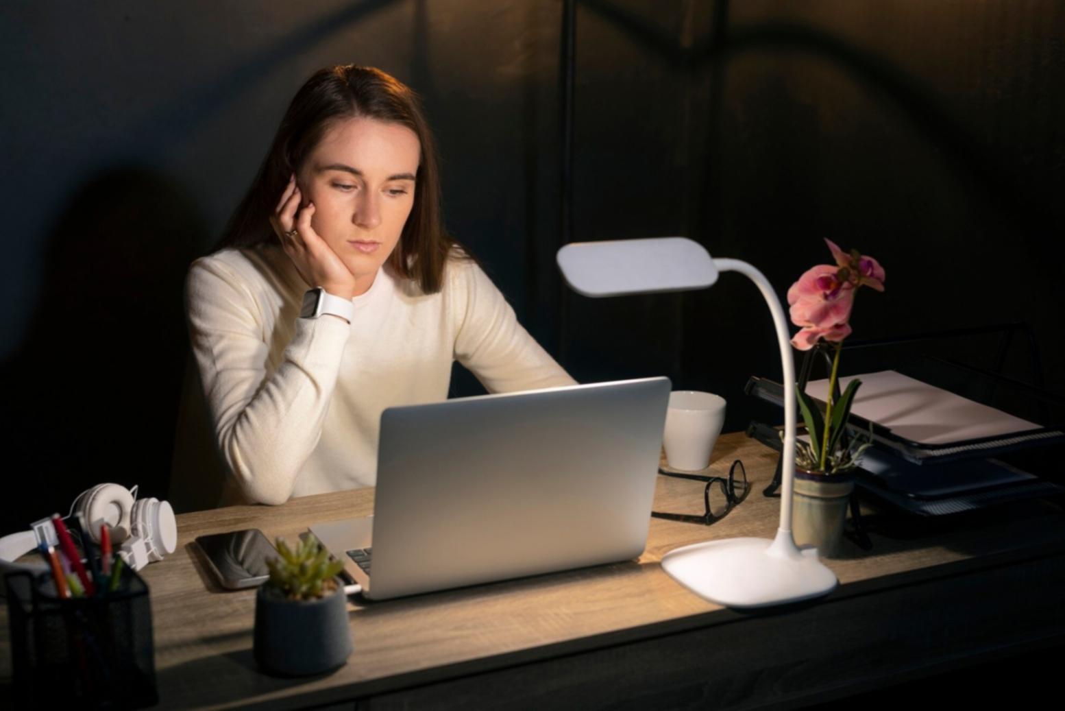 Приклад відновлювальної пози з підтримуючими реквізитами